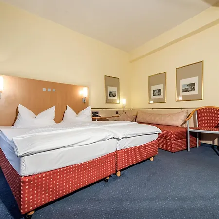 Hotel Sure By Western 3*
