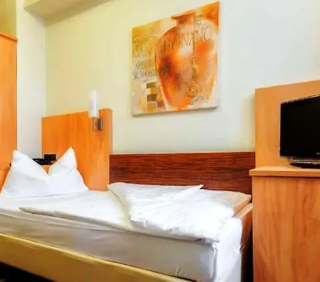 Sure By Western 호텔