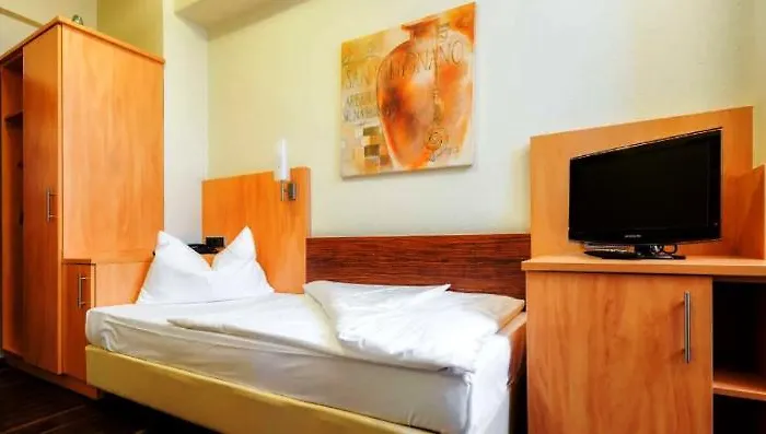 Sure By Western Hotel