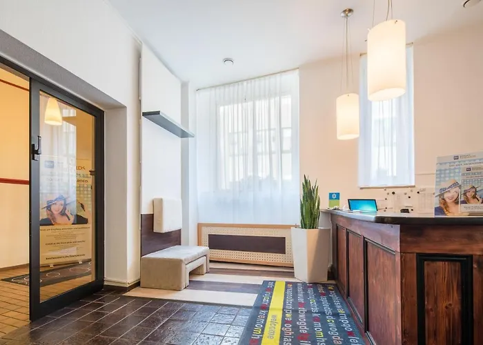 Sure By Western Hotel